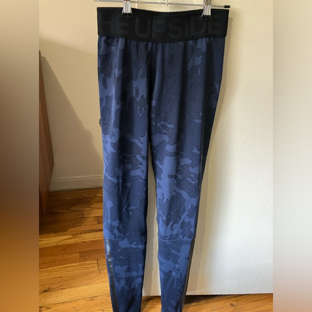 The Upside Blue/black camp Leggings for Active Comfort